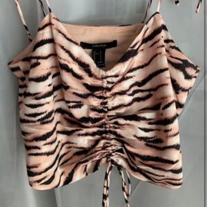 Forever 21 Women's Tiger Print Top - Black and Cream